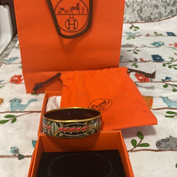 Authentic SOLD ! Gorgeous HERMES paris vintage beautiful Enamel  Bracelet - Picture 3 of 5